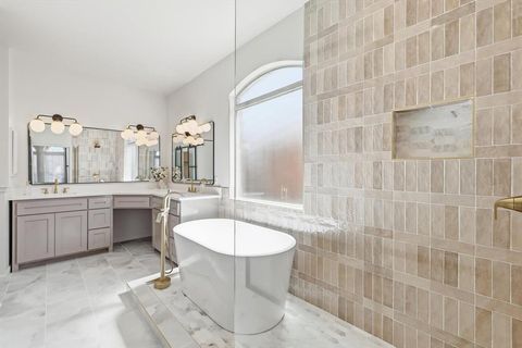 Tiny photo for 5028 Lake Vista Drive, The Colony, TX 75056 (MLS # 21230743)