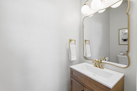 Tiny photo for 5028 Lake Vista Drive, The Colony, TX 75056 (MLS # 21230743)