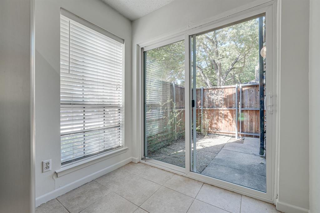 Richardson Crossing Condo - Residential