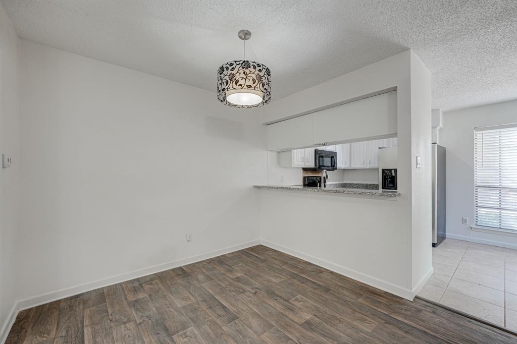 Richardson Crossing Condo - Residential