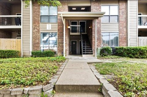 5750 Phoenix Drive 33 Dallas TX 75231