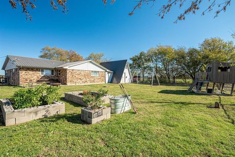 A home in Gunter