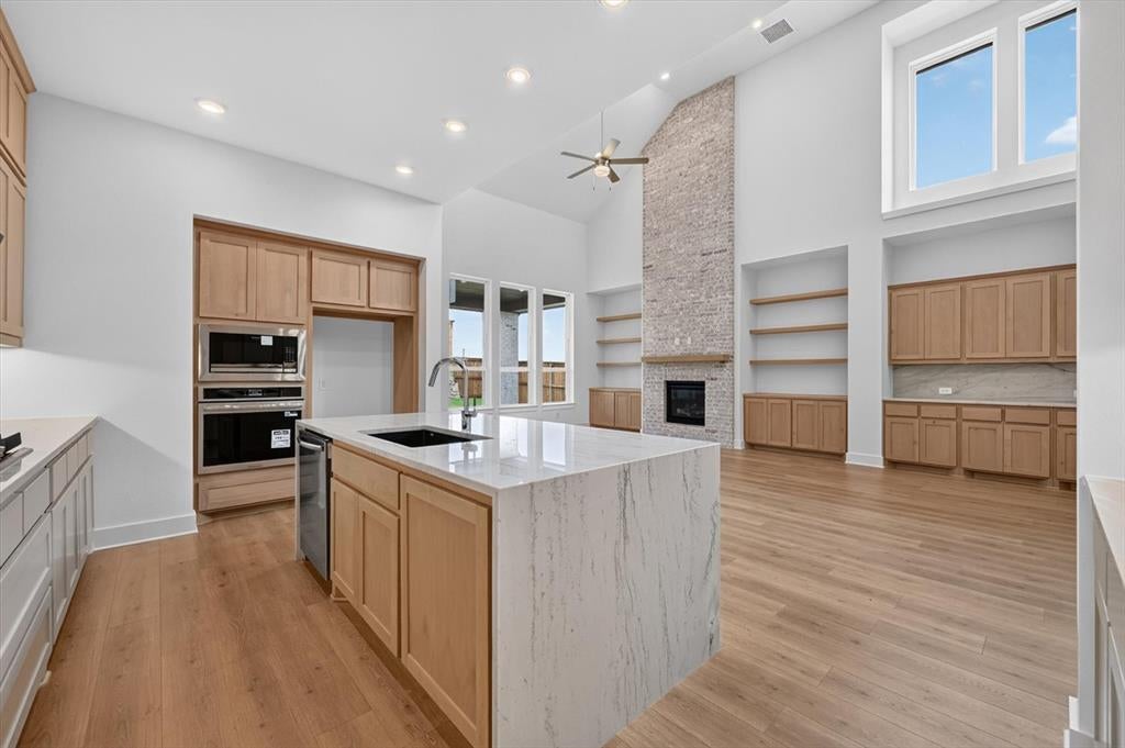 4415 Azalea Trail