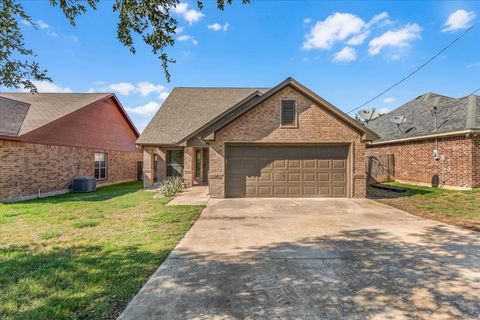 1012 Keechi Street Weatherford TX 76086