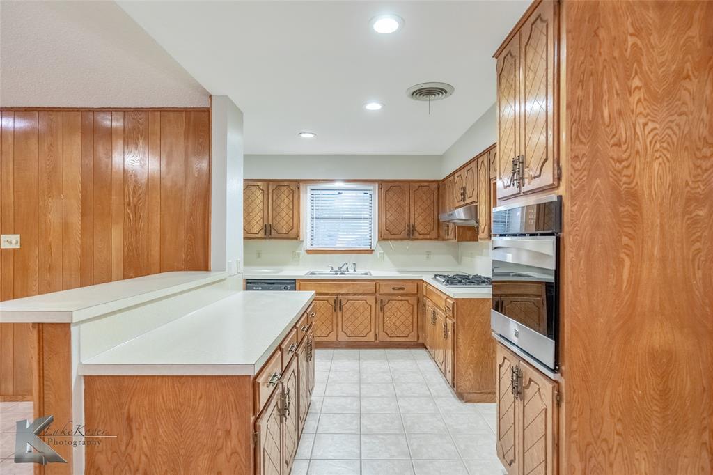 4733 Royal Court Circle