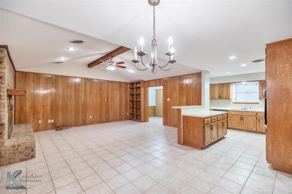 4733 Royal Court Circle