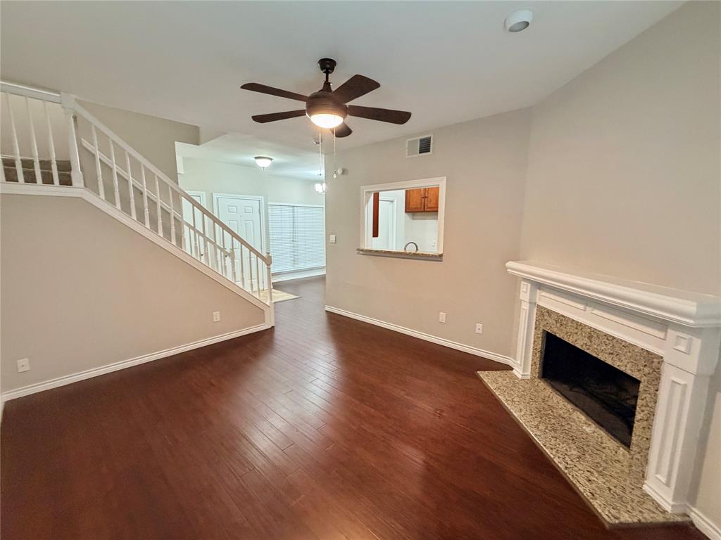 2409 Northlake Court