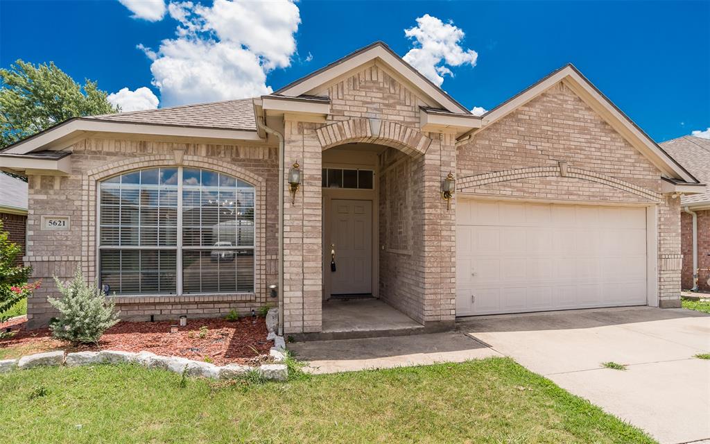 5621 Creekhollow Drive