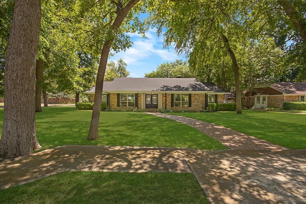 1049 Forest Grove Drive