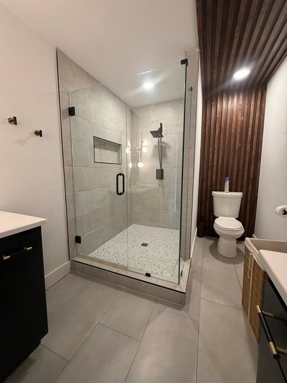 Los Nogales Condo - Residential