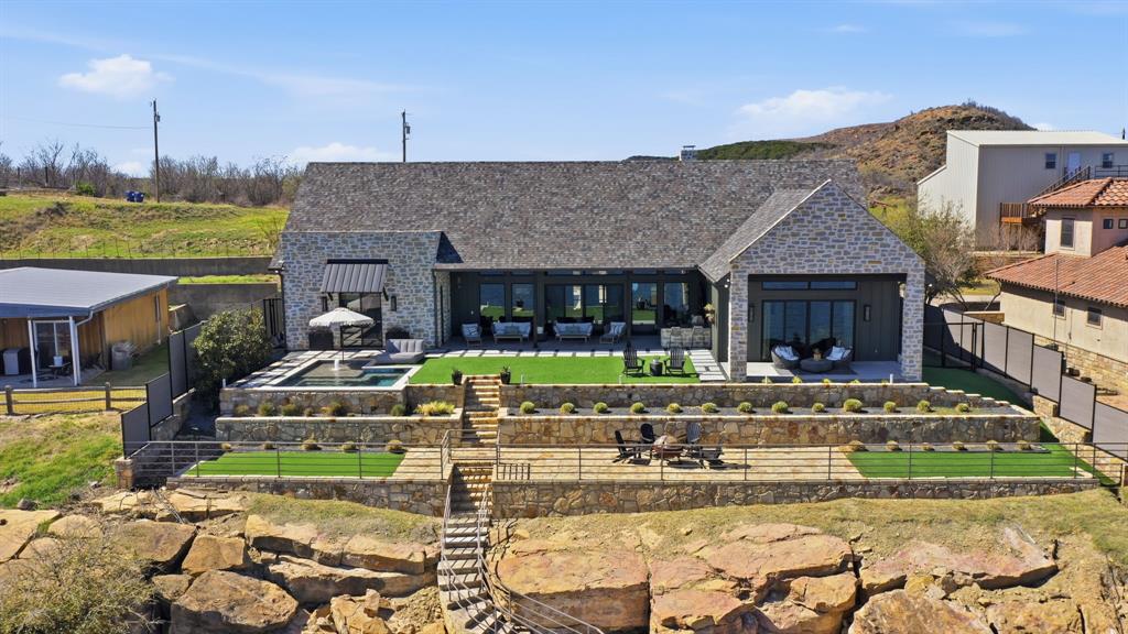 5405 Edgewater Drive