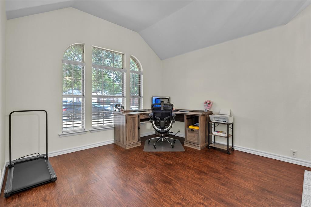 8102 Mansanillo Court