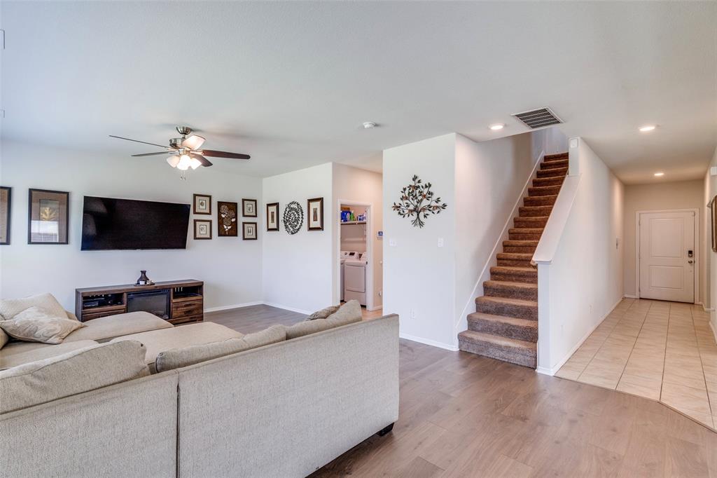 Chapel Crk Ph 1 - Residential