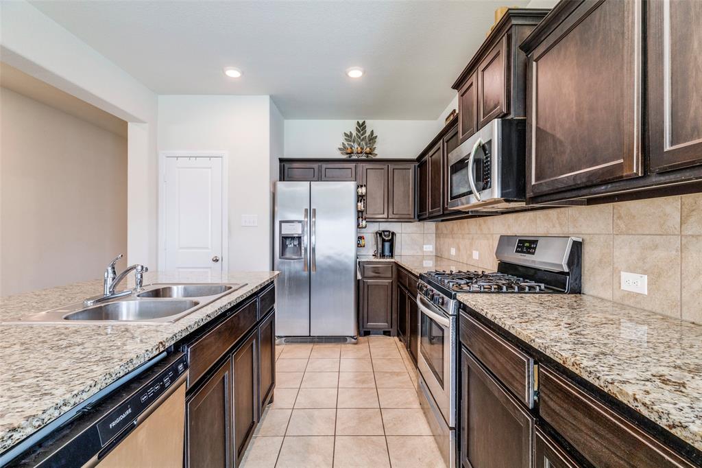 Chapel Crk Ph 1 - Residential