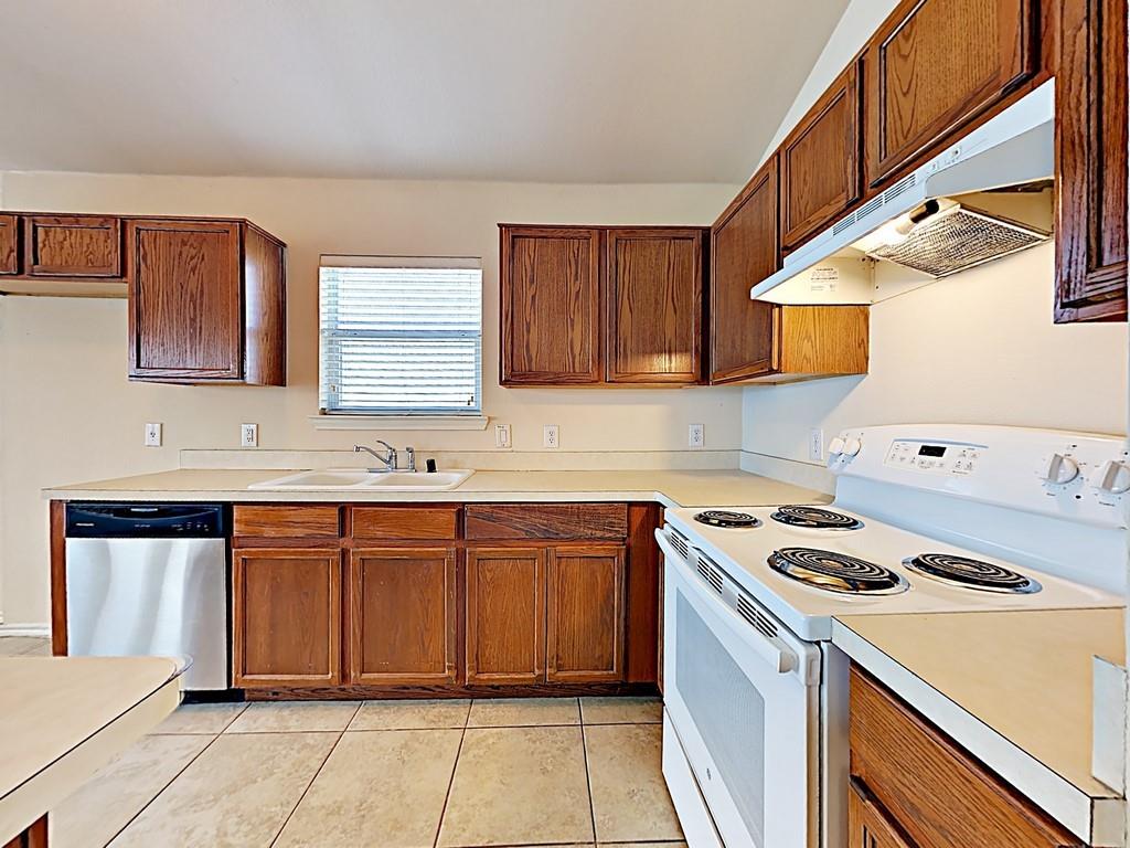 Brookville Estates Ph 01 - Residential Lease