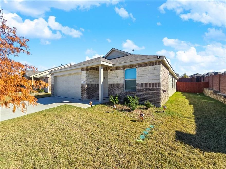 2-year-old, 4-bedroom, 2-bathroom home with a 2-car garage located west of Chisholm Trail Parkway. Open floorplan with spacious living area, kitchen with quartz countertops, and a gas range and there are split bedrooms. The master bedroom has an oversized shower, vanity including dual sinks, and a large walk-in closet. Low HOA dues give you access to a sprawling pool for relaxation, picturesque picnic tables for gatherings, a lively splash park for the young ones, and a tranquil pond for serene moments., and its location close to Fort Worth makes it a highly desirable property.  Spacious great room concept and open floorplan provide excellent flexibility for any lifestyle. Unbeatable location close to highways, schools, great shopping, yummy restaurants, & fun and exciting recreational activities. Quick possession is available.