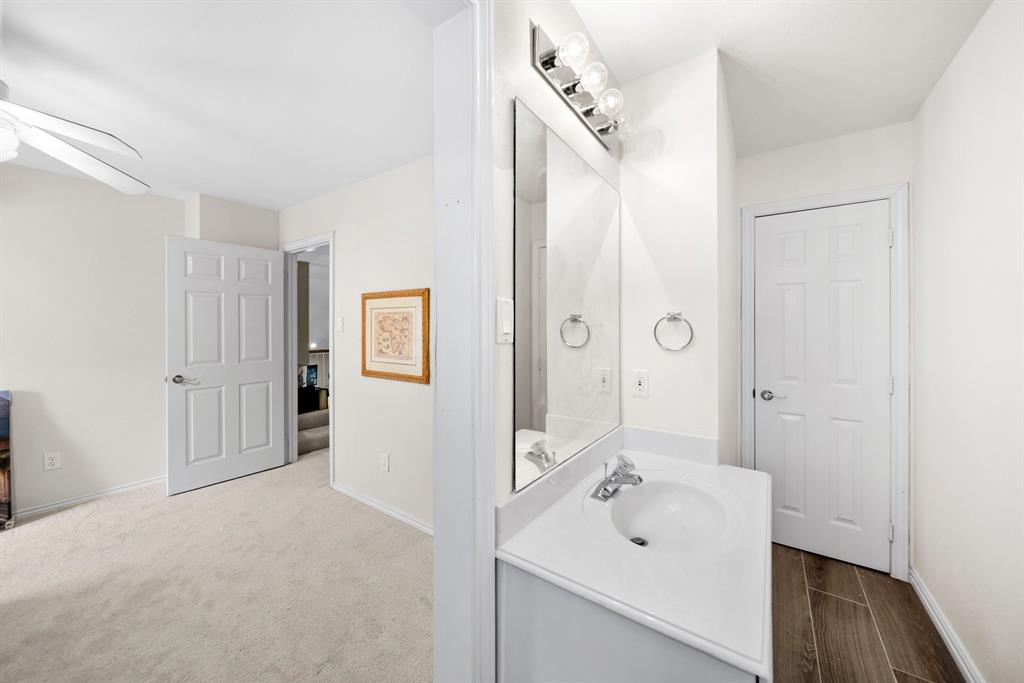 Les Lacs Ph 01 - Residential