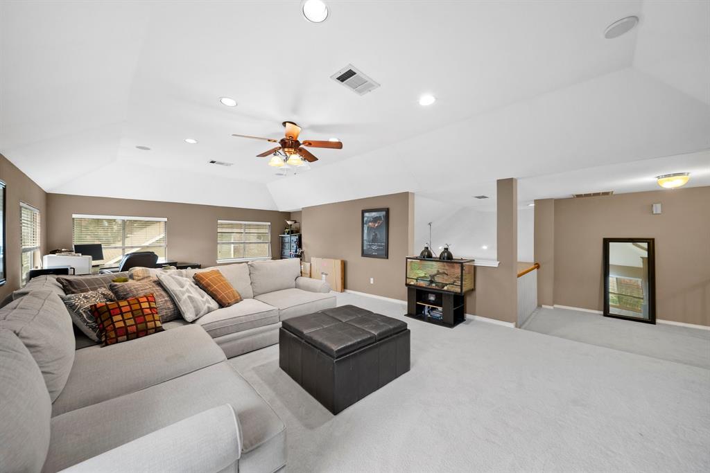 Les Lacs Ph 01 - Residential