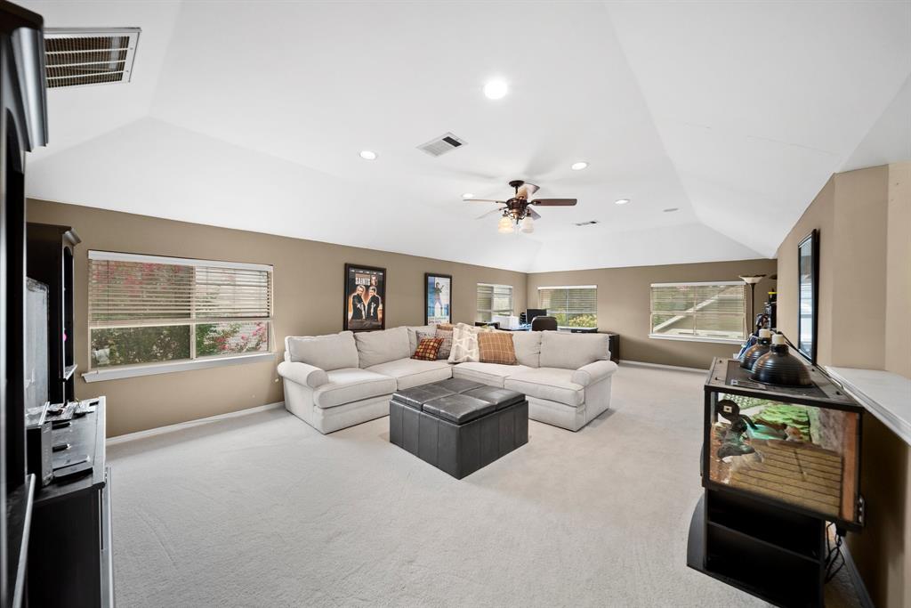 Les Lacs Ph 01 - Residential