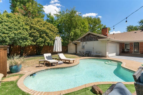 Tiny photo for 6759 E Mockingbird Lane, Dallas, TX 75214 (MLS # 21396484)