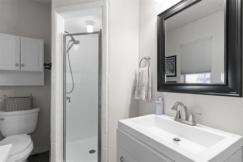 Tiny photo for 6759 E Mockingbird Lane, Dallas, TX 75214 (MLS # 21396484)