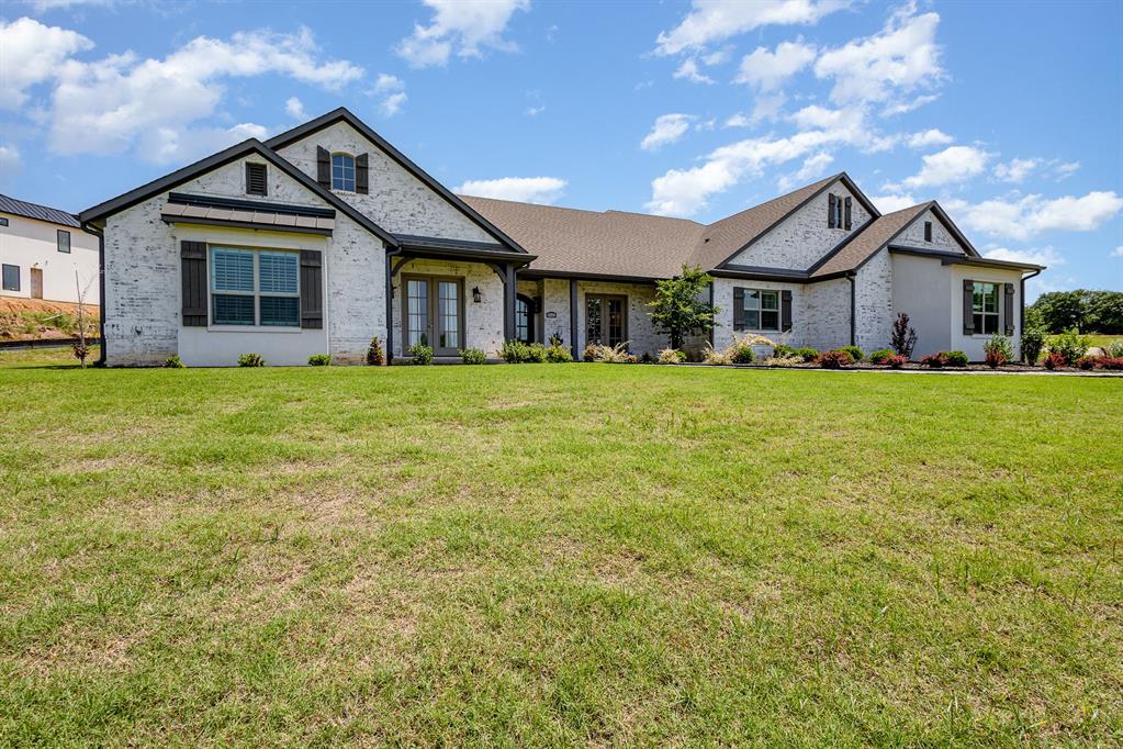 1445 Woodland Drive