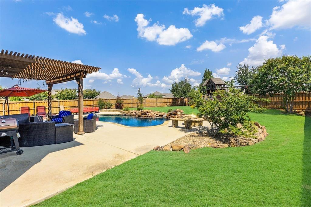 8229 Spitfire Trail