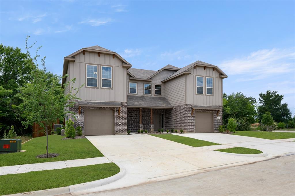 400-402 Trailhead Lane