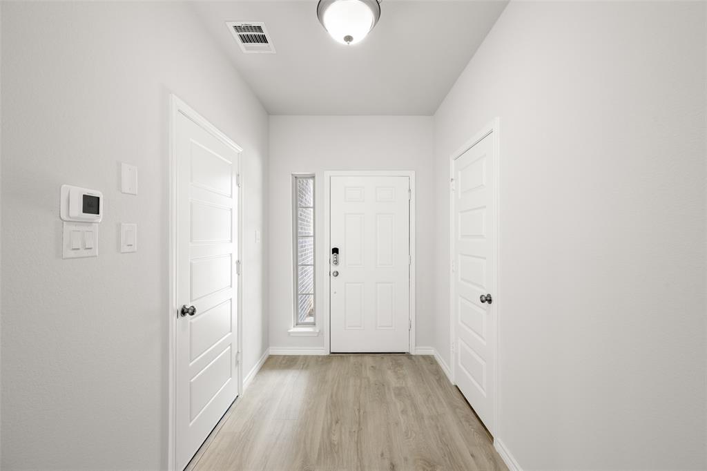 400-402 Trailhead Lane