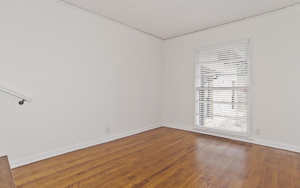 DANIELS L O JR - Residential Lease