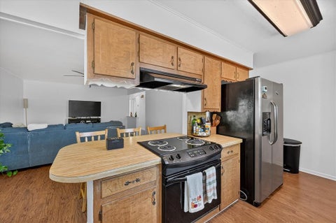 Tiny photo for 402 W Carter Street, Savoy, TX 75479 (MLS # 21395946)