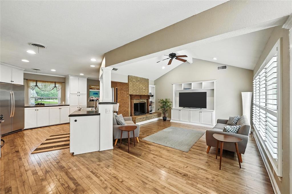 Oak Creek Estate Grapevine - Residential