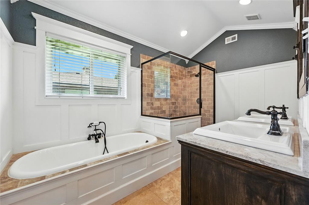 Oak Creek Estate Grapevine - Residential