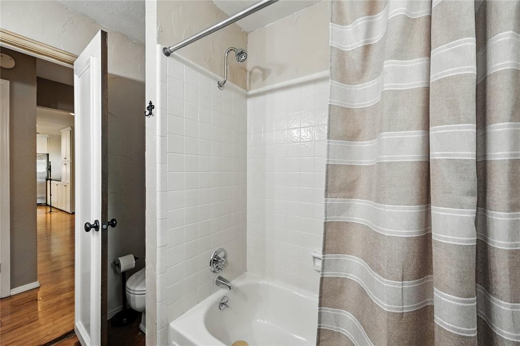 Oak Creek Estate Grapevine - Residential