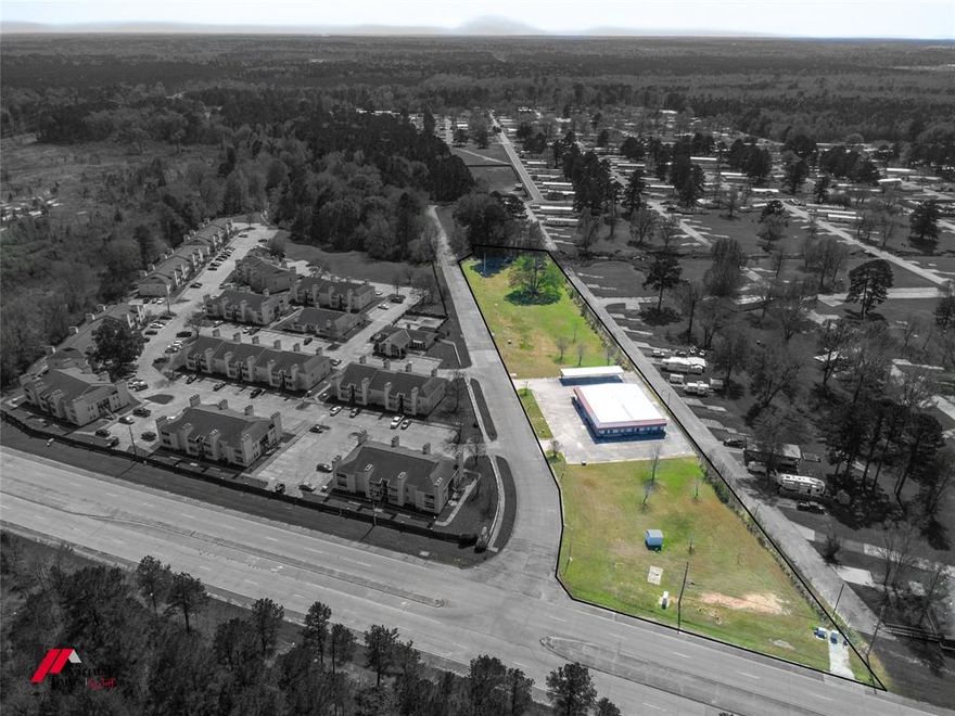 5,450 SF commercial building located in the Southwest Shreveport submarket along West Bert Kouns Industrial Loop. Situated on approximately 2.61 acres, this property offers a competitively priced opportunity with ample land and potential for redevelopment into a variety of uses.

The single-tenant building was previously utilized as a corporate office for an oil and gas company and features multiple private offices, a spacious conference room, a break room with kitchenette, and a large storage and file area.

While the existing layout can easily be adapted for a traditional office user, the clear-span construction combined with the additional acreage provides flexibility for a wide range of alternative uses. Potential uses include medical office, sales and distribution, retail showroom with outdoor equipment yard, event space, educational or daycare facility, church, or other permitted uses under C-4 zoning.