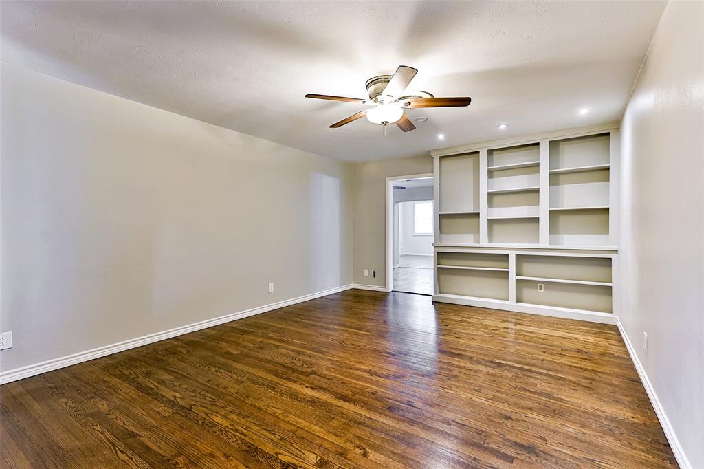 1318 N Rogers Road