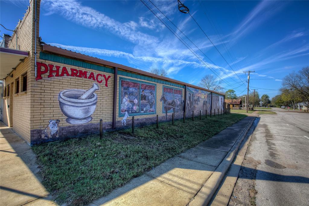 115 N Houston Street