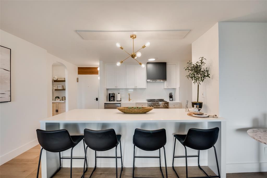 Twenty-One Turtle Creek Condos - Residential Lease