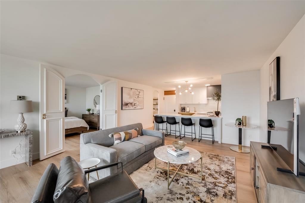 Twenty-One Turtle Creek Condos - Residential Lease