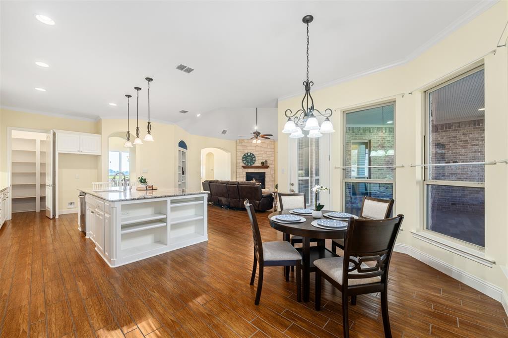 Bella Flora - Residential