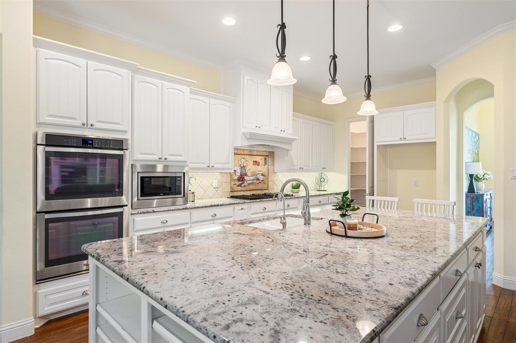 Bella Flora - Residential