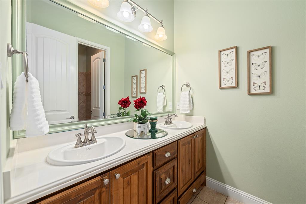 Bella Flora - Residential