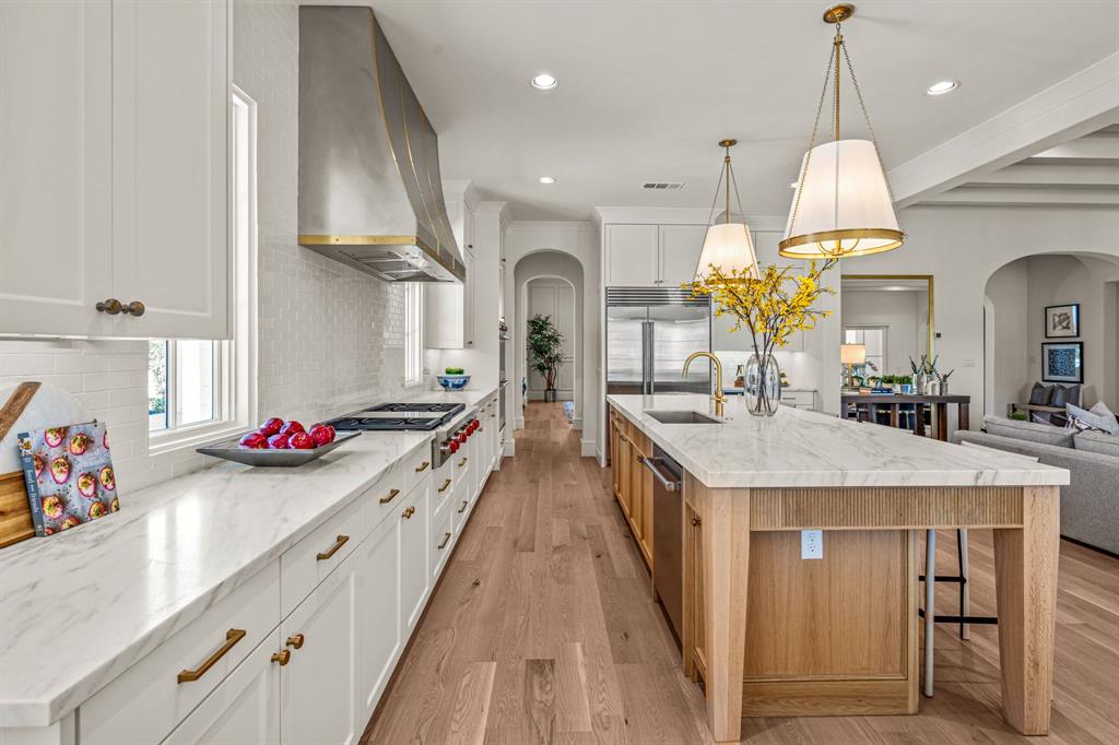 Montrachet - Residential