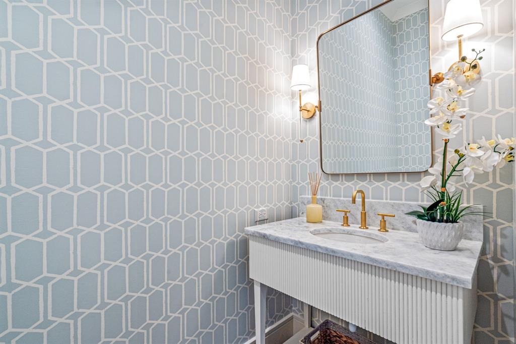 Montrachet - Residential