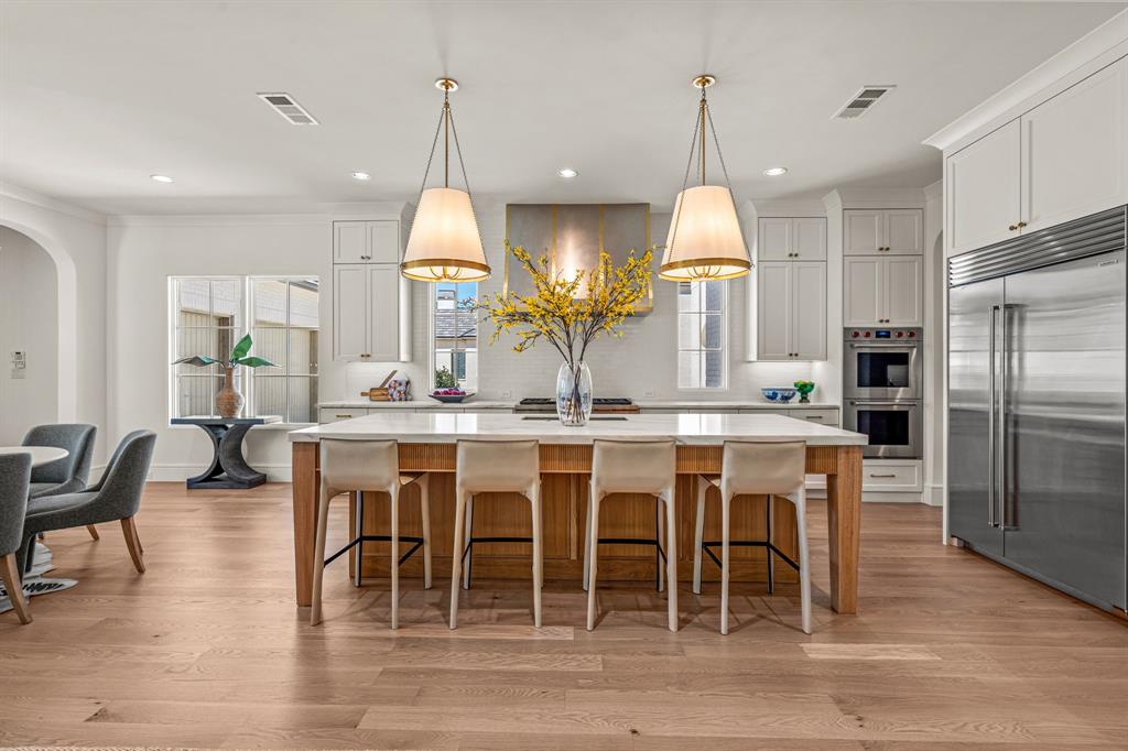 Montrachet - Residential