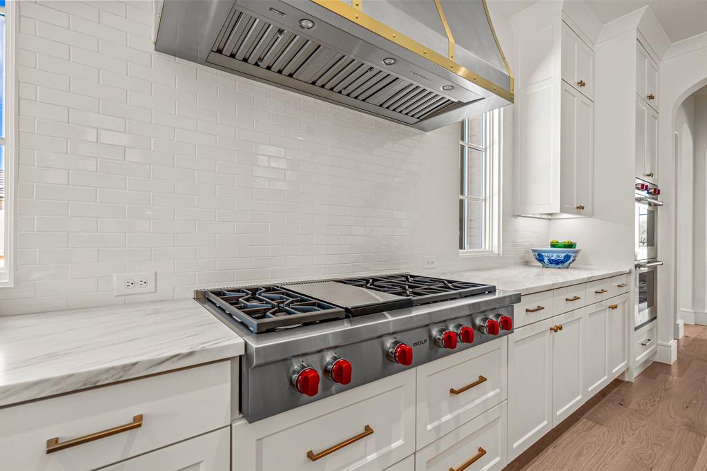 Montrachet - Residential