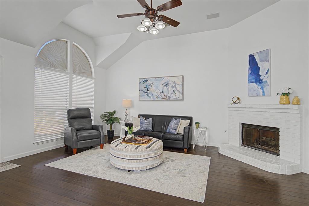 Lake Bluff Sub - Residential