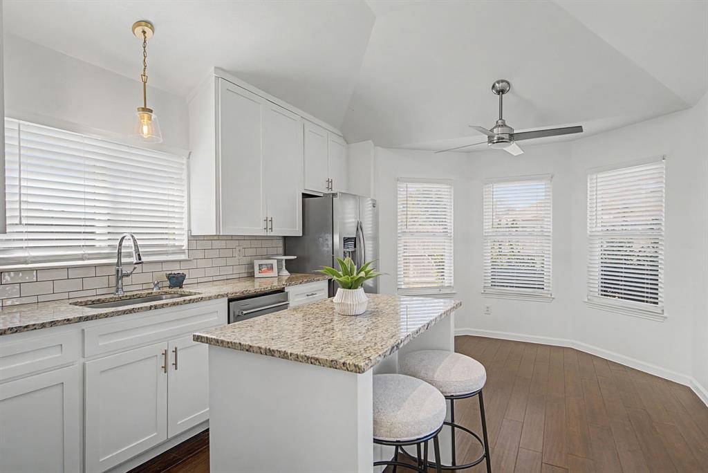 Lake Bluff Sub - Residential