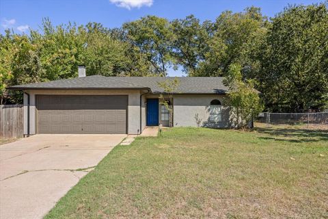 615 Whisperview Circle Granbury TX 76049
