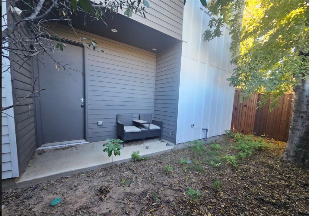 2143 Mail Avenue 105